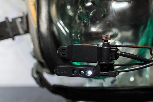 Oluce Serie Flash ランプ FL_Classic_Plus_1_White_2_gran