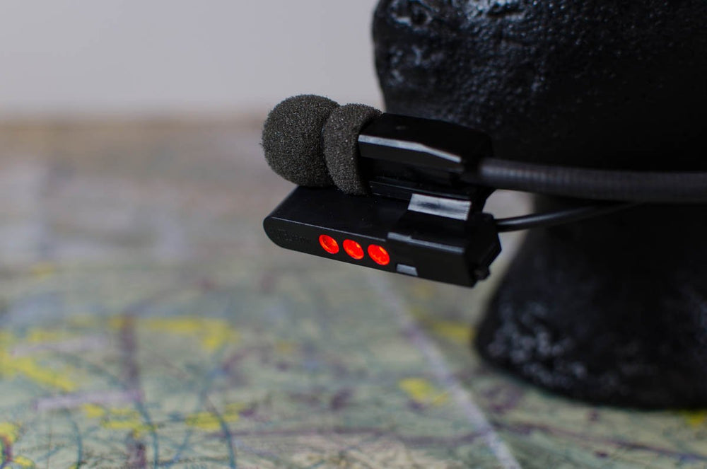Flitelite classic soft touch lip light in red led on bose headset